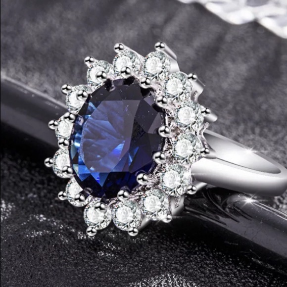 de_agate Jewelry - 2.6 CT Blue Sapphire Ring